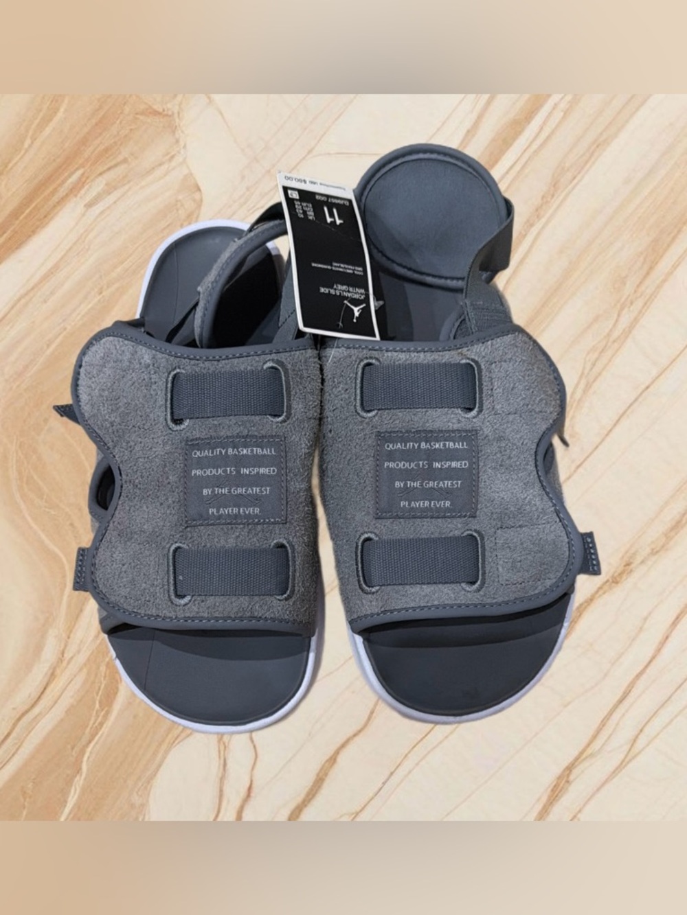 NIKE  JORDAN  SLIDE WINTER GRAY CASUAL SANDALS SIZE 11